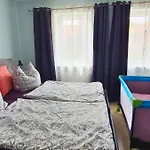 Gemuetliche Fuer 9 Personen Apartman Berlin