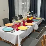 Gemuetliche Fuer 9 Personen Apartman
