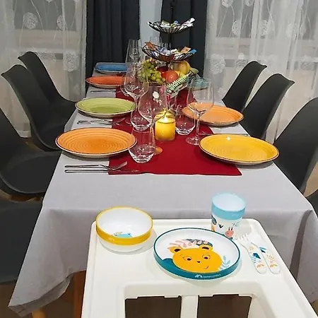 Gemuetliche Fuer 9 Personen Apartment