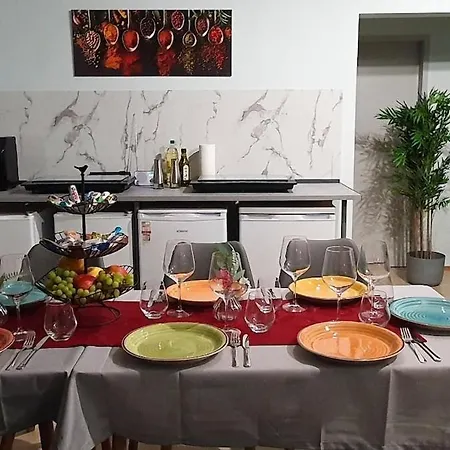 Appartamento Gemuetliche Fuer 9 Personen Berlino