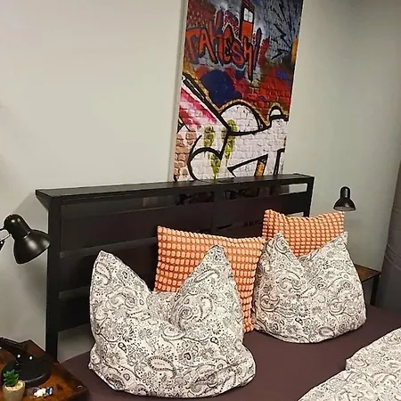 Appartamento Gemuetliche Fuer 9 Personen Berlino