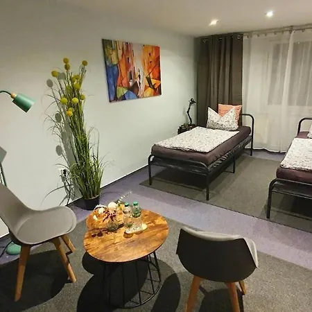 Gemuetliche Fuer 9 Personen Berlim