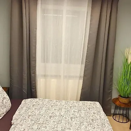 Appartamento Gemuetliche Fuer 9 Personen Berlino