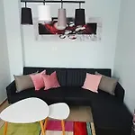 Gemuetliche Fuer 9 Personen アパート *