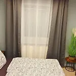 アパート Gemuetliche Fuer 9 Personen ベルリン